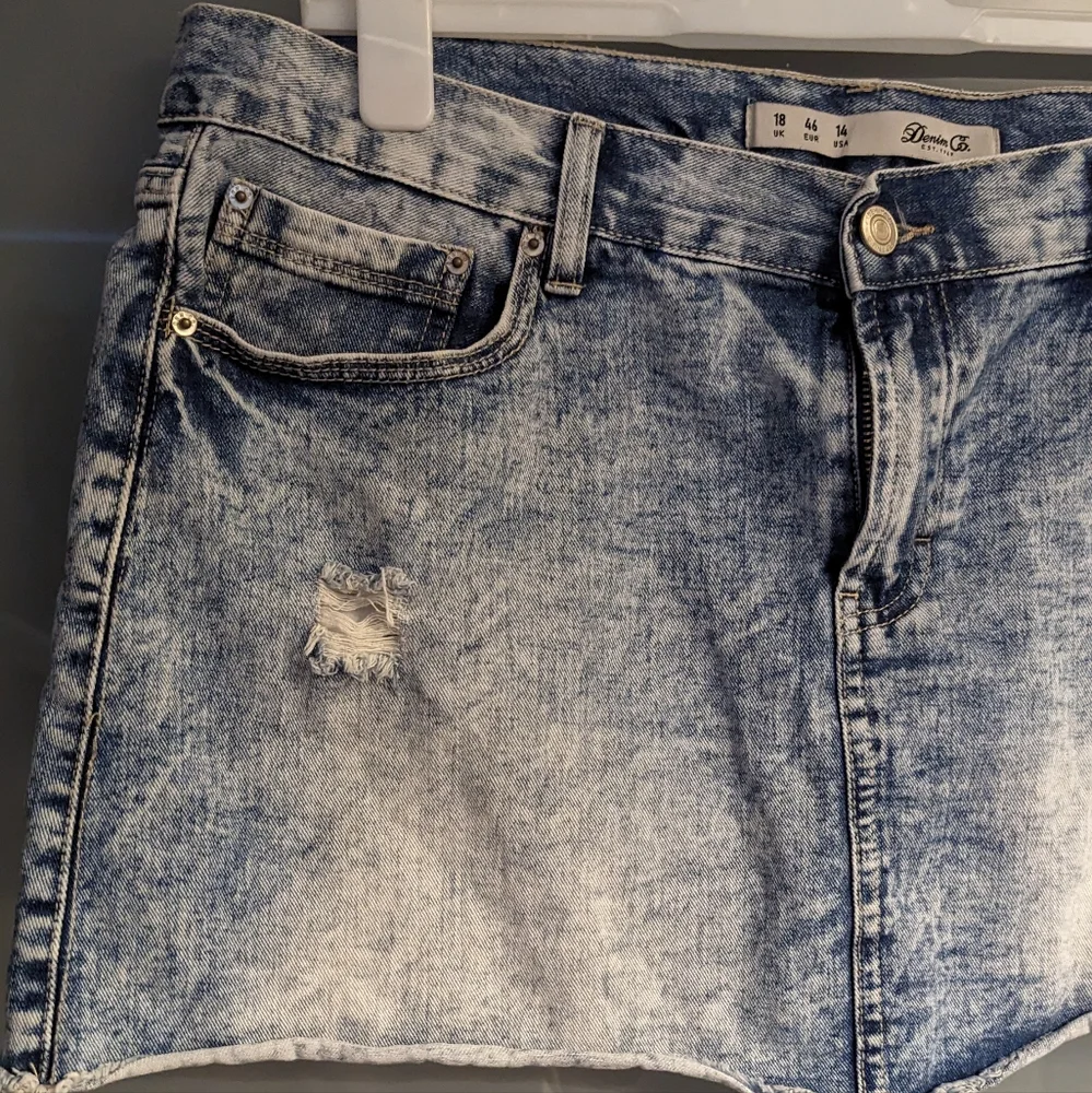 UK 18 skirt Primark - Picture 2 of 7